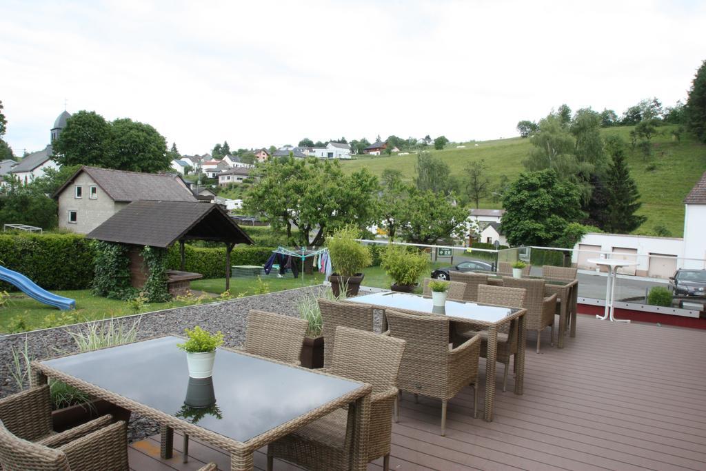 Gasthaus Pension Geimer Plütscheid Zewnętrze zdjęcie