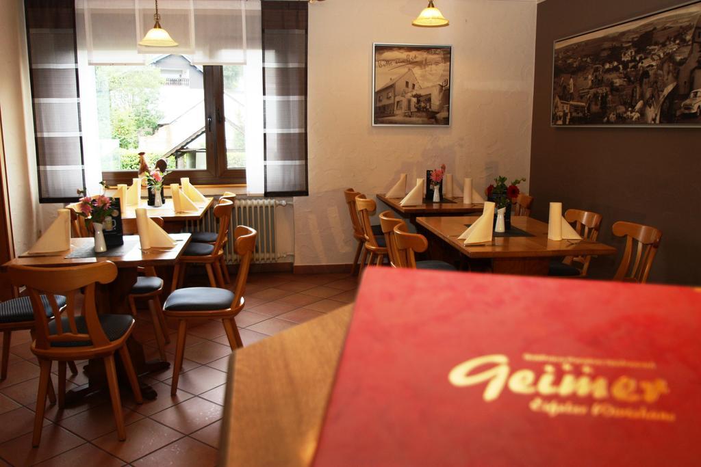 Gasthaus Pension Geimer Plütscheid Zewnętrze zdjęcie
